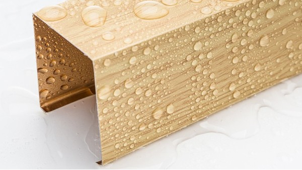 什么是鋁方通？怎么安裝？佛山佳得利話你知！